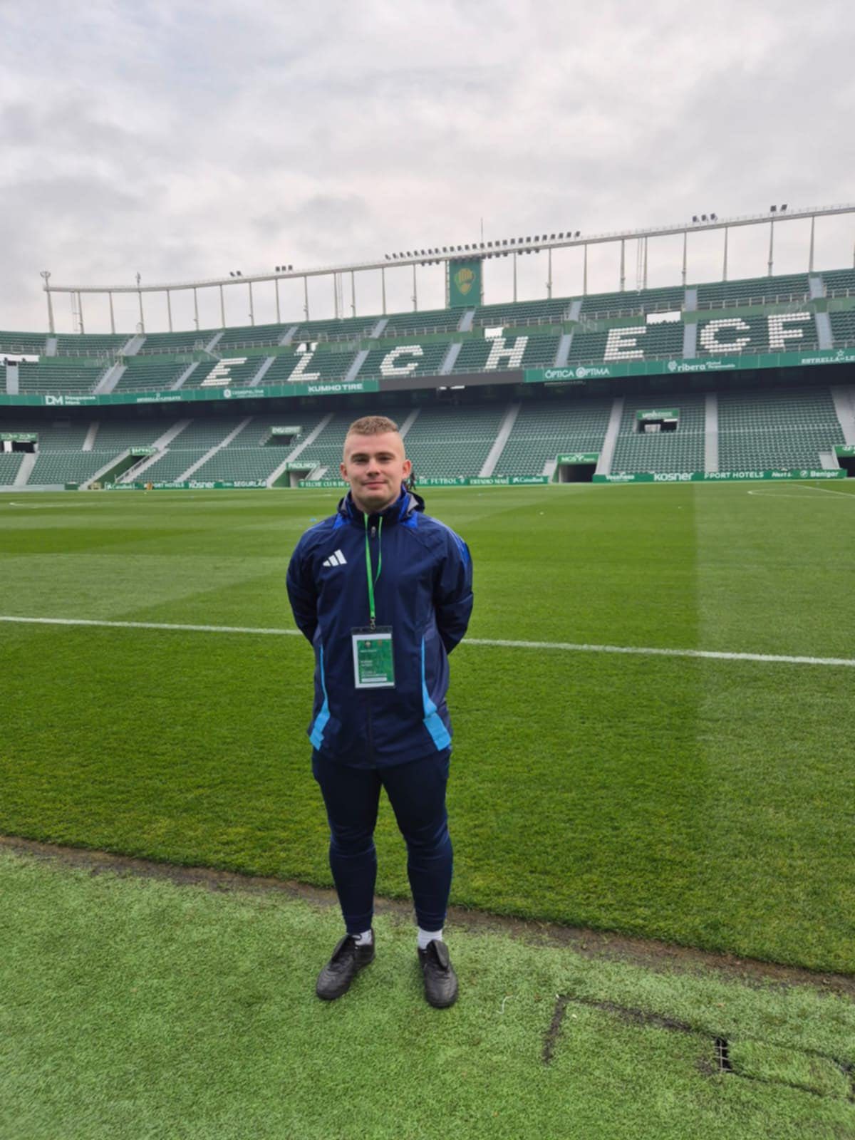 Inwestujemy w rozwój trenerów i młodych piłkarzy!